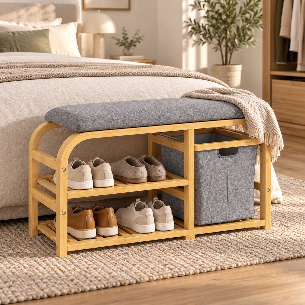 Schoenenbank - Met Zitkussen en Opbergmand - Bamboe - 2 Schoenenplanken - 70 x 30 x 45 cm - Naturel/Grijs