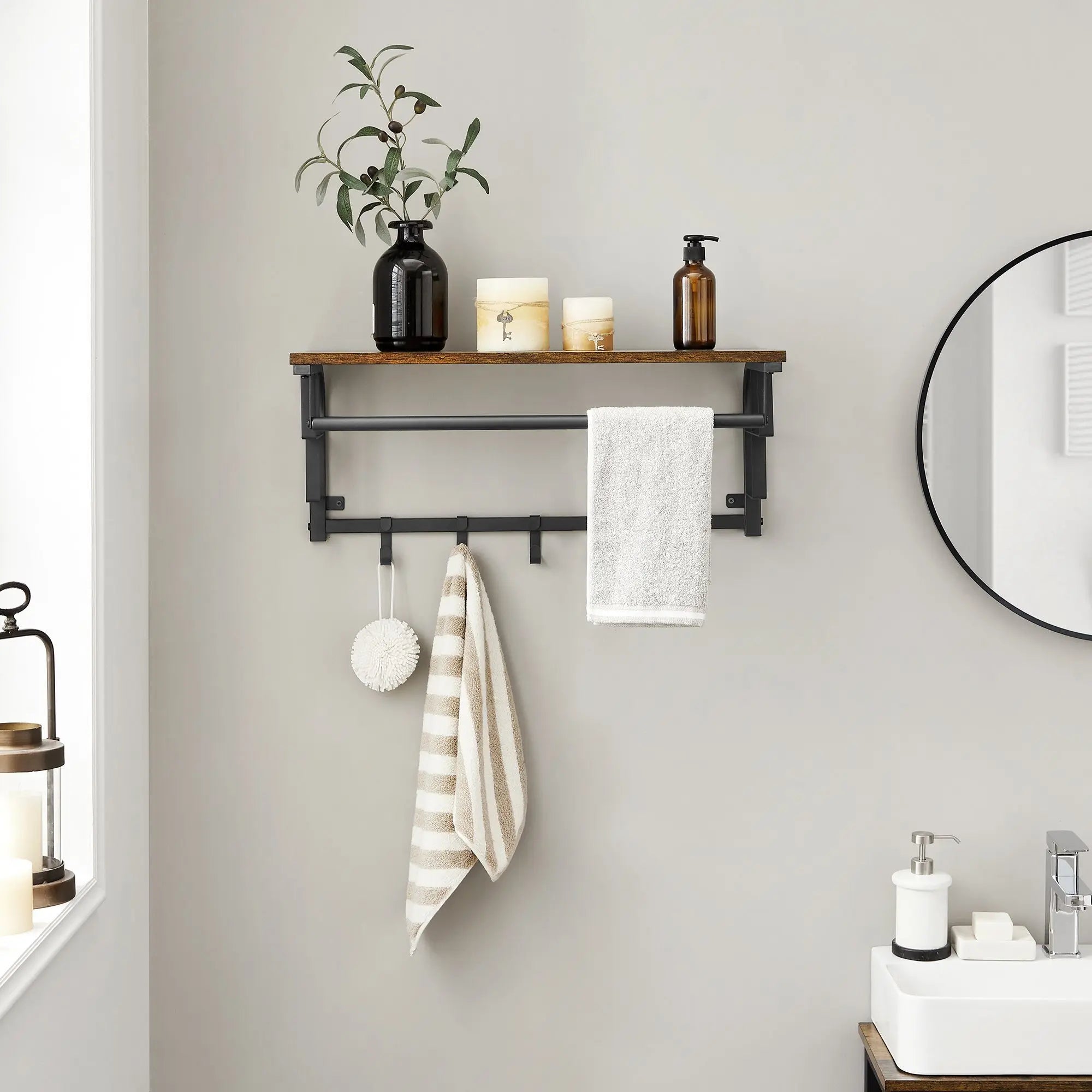 Wandkapstok met Plank en Haken 66–80 cm